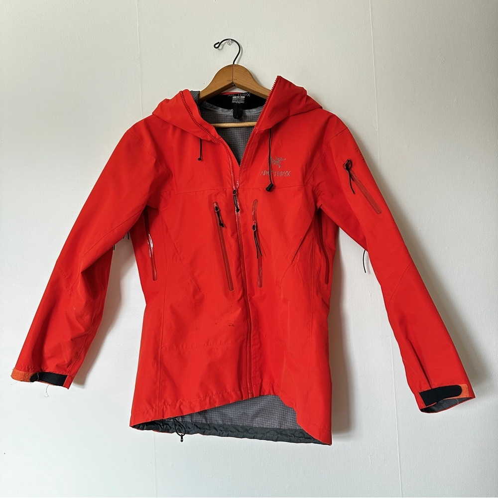 Arc'teryx women's Alpha Jacket Waterproof